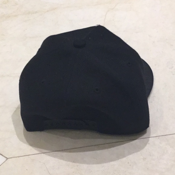 BNWT Urban Heritage Be a Legend baseball cap - Picture 2 of 3